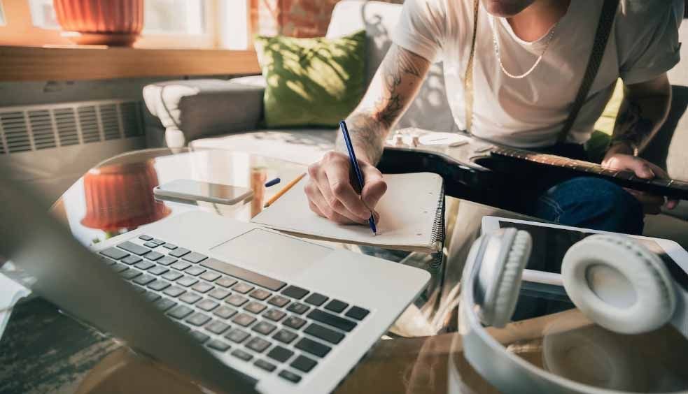 que curso puedo hacer para encontrar trabajo